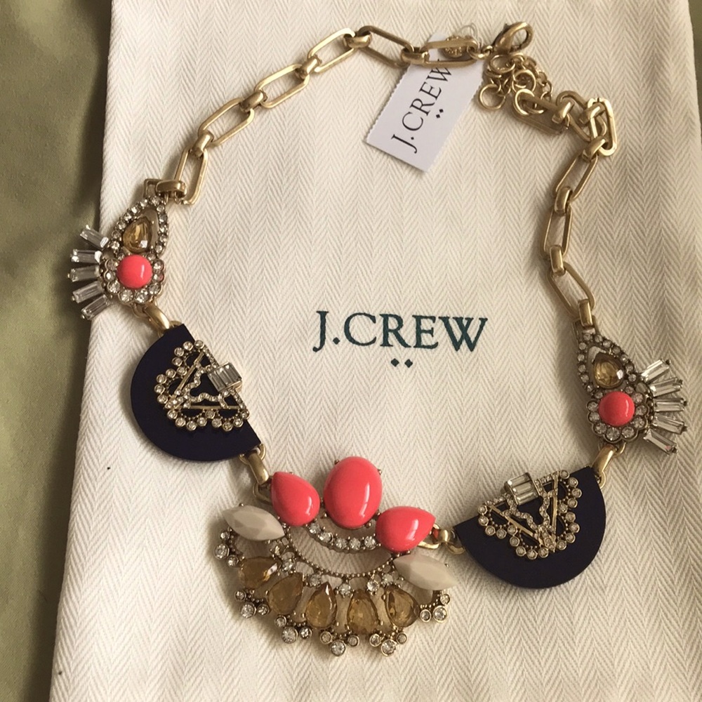 Brand new necklace
